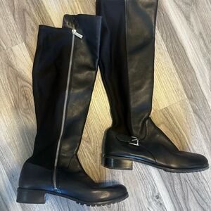 Michael Kors Black Knee-High Leather Boots with Zipper